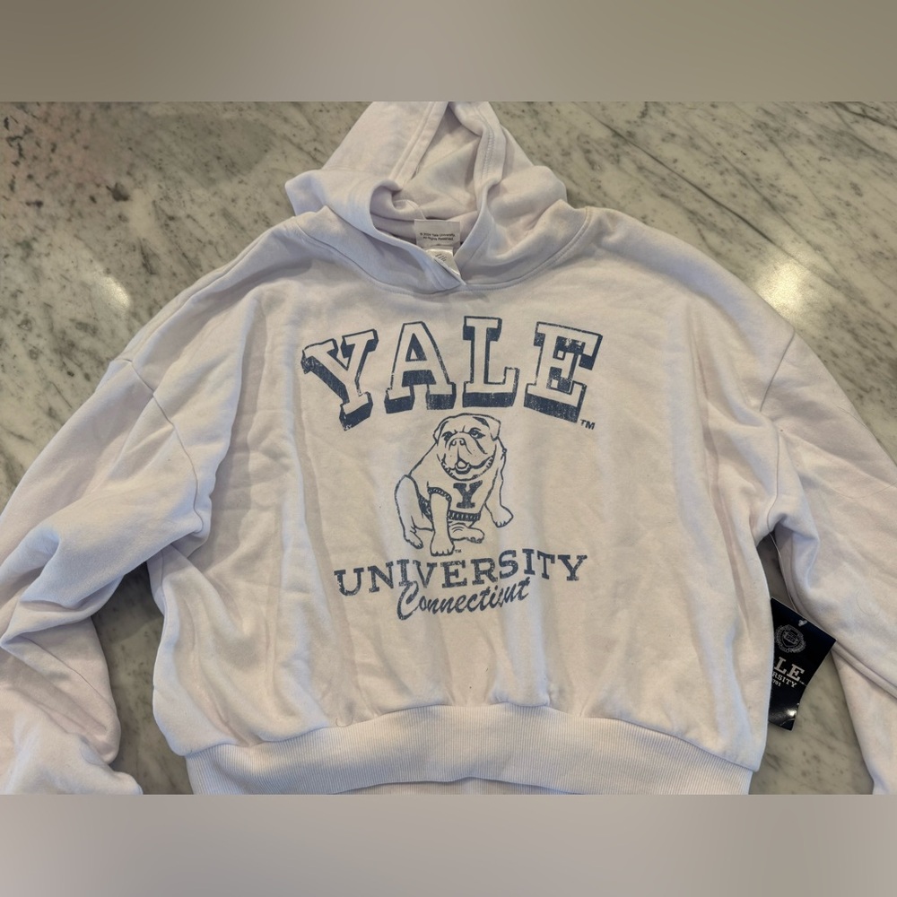 NWT Yale University Kids White Hoodie XL